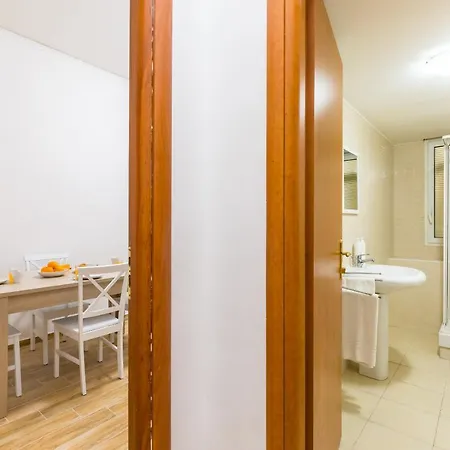 Central Station Family Apartment By Wonderful Italy Naples Exterior photo